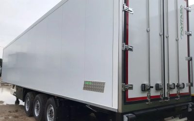 Изотермический полуприцеп на шасси KOLUMAN
