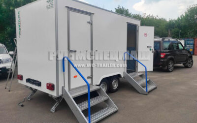 Прицеп туалет на 2 кабинки с вакуумным туалетным модулем