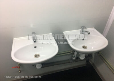 Модульное здание туалет на 7 кабинок