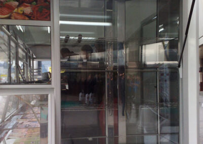 Вертикальная витрина - Люкс