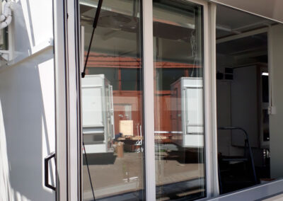 Вертикальная витрина - Люкс