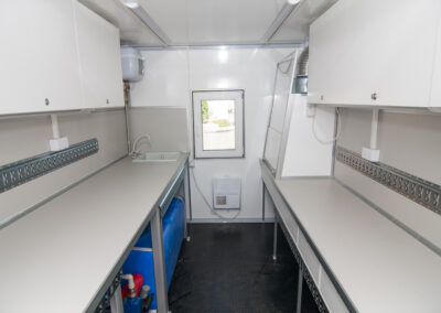 Cистема сменных кузовов на контейнерных шасси