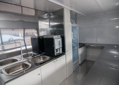 Кухня на колесах Vision 5.0м