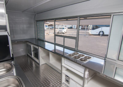 Кухня на колесах Vision 5.0м