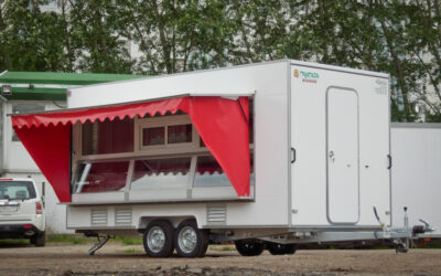 Автоприцеп торговый 813290 с морозильными витринами